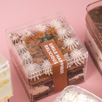 Récipient en plastique PS carré transparent jetable personnalisé pour Tiramisu Dessert Pâtisserie Boîte d'emballage de bonbons alimentaires