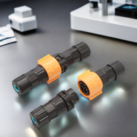 Connecteur d'alimentation automobile étanche IP67 à assemblage auto-bloquant avec lampe sans vis pour l'aviation et l'automobile