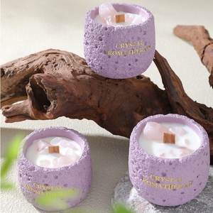 Nouvelle Arrivée Bougies Parfumées Artisanales Style Industriel Cratère Lunaire, Parfum Floral/Végétal, Cristaux Naturels pour Pâques et Fête des Pères - Product Image 2