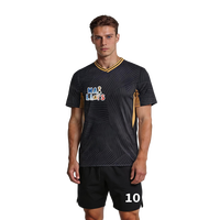 Leichte Sofort Verfügbare Fußballtrikots Kurz Bedruckt Individuelle Designs Nummern Logos Atmungsaktiv Schnelltrocknend 100% Polyester Vereine Schulen