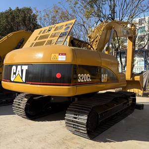 Excavatrice sur chenilles hydraulique CAT320C d'occasion de haute qualité, excellent état, moteur de pelle de taille moyenne, modèle 2024, origine Japon, garantie 1 an MOOG - Product Image 2