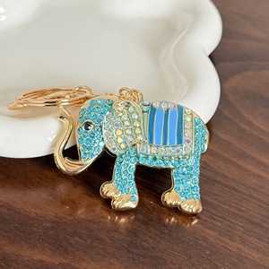 Lucky Llavero de <span class=keywords><strong>Elefante</strong></span> 3D Esmaltado con Incrustaciones de Diamantes de Imitación Coloridos, Colgante para Coche, Adorno Metálico para Bolso, Pequeño <span class=keywords><strong>Regalo</strong></span>, Venta al por Mayor - Product Image 3