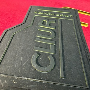 Étiquette en caoutchouc PVC 3D convexe personnalisée, design tendance, patch en silicone gaufré à coudre pour vêtements, sérigraphie textile - Product Image 2