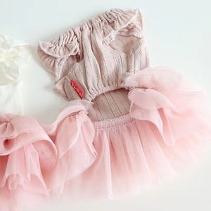 Robe pour <span class=keywords><strong>chiot</strong></span> à bas prix, confortable et respirante, ensemble jupe en gaze avec bretelles pour chien, vêtements pour animaux de compagnie pour le printemps et l'été - Product Image 6