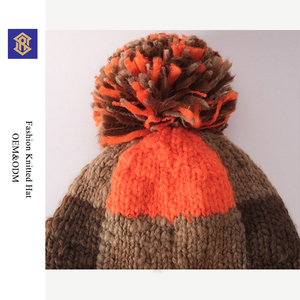 <span class=keywords><strong>Bonnet</strong></span> d'hiver chaud pour l'extérieur, nouveau design, tricoté à la main, avec <span class=keywords><strong>cache</strong></span>-oreilles et pompons, pour garçons et filles, adapté à la plage - Product Image 4