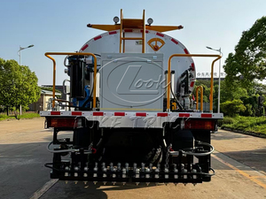 SHACMAN Computer Controlled Bitumen Spraying Truck 10m3 Independent Nozzles Asphalt Distributor For Uniform Road Oil Spreading - Product Image 6