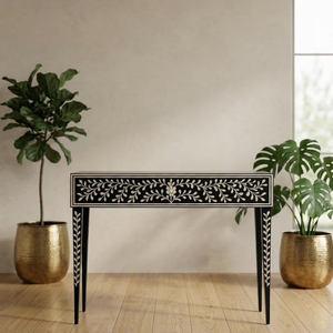 Mesa Consola con Incrustaciones de Hueso, Mesa de Entrada Tradicional Hecha a Mano, Mesa Auxiliar con Acentos Florales en Blanco y Negro para Sala de Estar o Dormitorio - Product Image 1