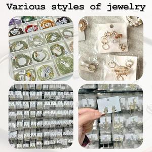 Salvatore per la sindrome di indecisione casuale 1 10 30 50 pezzi accessori sorpresa lancio collane orecchini bracciali forcine per capelli - Product Image 4