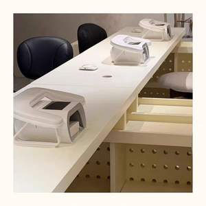 Table à ongles en bois style crème avec tiroir de rangement, multi-stations, exclusive aux salons de manucure, personnalisable - Product Image 2