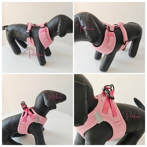 Set <span class=keywords><strong>Harness</strong></span> Anjing Premium Mewah Motif Twill Desainer Warna <span class=keywords><strong>Pink</strong></span> <span class=keywords><strong>Harness</strong></span> Anjing Anti Tarik Model Step-in Ukuran Kecil Set <span class=keywords><strong>Harness</strong></span> Tali Leher Hewan Peliharaan - Product Image 5