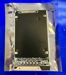 قرص ديلز 960 جيجابايت NVMe للقراءة المكثفة AG Drive U2 Gen4 مع حامل - Product Image 2