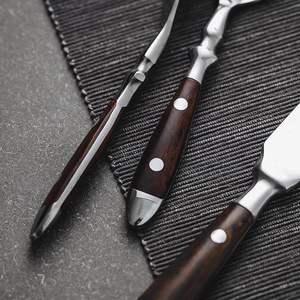 Juego de cubiertos de metal de acero inoxidable elegante y duradero resistente a los arañazos resistente al calor y ecológico para uso diario y regalos - Product Image 4