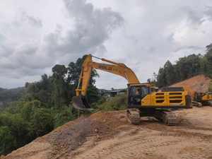 Excavadora de cadenas grande de 34 toneladas E6335H de alta calidad con motor Cummins, bomba hidráulica y caja de cambios, fabricada en China - Product Image 4