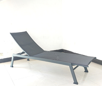 Chaise de soleil d'extérieur Cloe Chaise longue dans l'eau Piscine Relax Recline Bench
