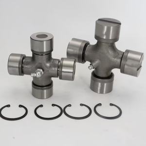 ข้อต่ออเนกประสงค์สำหรับรถไถพรวนดินแบบโรตารี่ โครงสร้างแบบเดี่ยว ลูกปืนเหล็กสำหรับงานเกษตร แกนใน แกนนอก ข้อต่อแบบกากบาท - Product Image 1