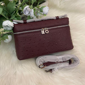 กระเป๋าเครื่องสำอางหนังลายขนนกกระจอกเทศ สีชมพู พกพาสะดวก สำหรับเดินทาง - Product Image 3