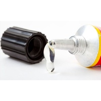 Résine UV Acrylate d'Uréthane à Grand Poids Moléculaire, Bonne Résistance à l'Eau Bouillante, BW 3300, Utilisée dans les Adhésifs et Revêtements UV