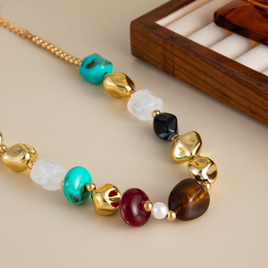 <span class=keywords><strong>Collana</strong></span> da donna in <span class=keywords><strong>stile</strong></span> <span class=keywords><strong>etnico</strong></span> europeo-americano con perle irregolari effetto ombré e perline geometriche, placcata elettricamente - Product Image 4