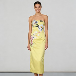 Robe de soirée sur mesure de luxe vintage jaune vif sans bretelles avec broderie florale - Product Image 5