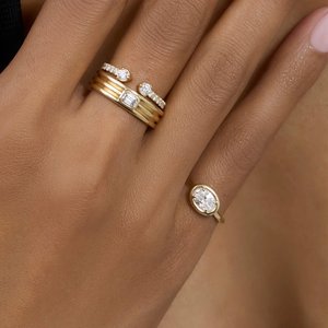 <span class=keywords><strong>Anello</strong></span> Minimalista Delicato per <span class=keywords><strong>Mignolo</strong></span> con Zirconia Cubica 5A CZ Geometrica Scintillante Quadrata Ovale Color Oro - Product Image 2