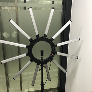 Kit d'éclairage annulaire à 12 tubes en promotion avec trépied réglable pour maquillage en direct, idéal pour TikTok et YouTube - Product Image 3