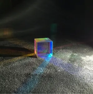 Venda quente cubo de vidro óptico x-cubo prisma de vidro colorido