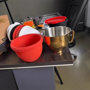 Bol mélangeur vertical en silicone épaissi 750g pour batteur sur socle inclinable KitchenAid 5-quarts avec couvercle - Product Image 4
