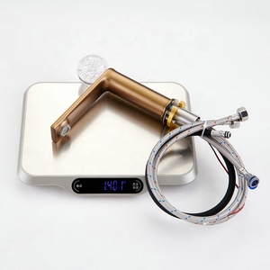 <span class=keywords><strong>ก๊อก</strong></span>น้ำอ่างล้างหน้าสีโรสโกลด์ขัดเงา ดีไซน์หรูหราทันสมัย พร้อมหัวจับคริสตัล ติดตั้งบนเคาน์เตอร์ วัสดุทองเหลืองแท้ วาล์วเซรามิก เหมาะสำหรับโรงแรมและห้องน้ำ - Product Image 6