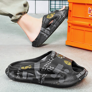 Sandales de plage pour hommes kaki à imprimé lettres, semelle épaisse, bout ouvert, tongs d'extérieur confortables style marcher sur les nuages - Product Image 2