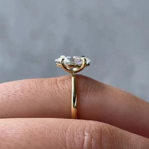 シングル4爪1カラットマーキスシェイプモアッサナイトダイヤモンド18Kソリッドゴールドソリティア結婚指輪 - Product Image 4