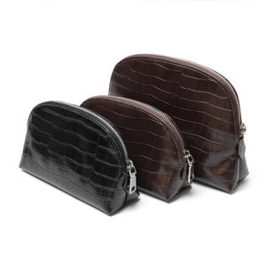 Bolso de Mano de Cuero Personalizado de Lujo con Forma de Concha, Diseño de Concha con Bolsillo Deslizable, Mini Bolso para Fiesta o Boda - Product Image 1