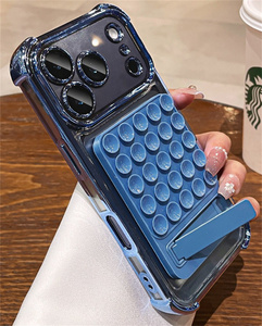 Custodia per telefono in <span class=keywords><strong>silicone</strong></span> con placcatura di lusso e ventosa per Samsung Galaxy S26 <span class=keywords><strong>Ultra</strong></span> S25 S23 A57 A56, 2 in 1, con protezione e impugnatura selfie anti-stress - Product Image 5