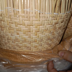 แผ่นม้วนหวายสานสีเหลืองและกึ่งฟอกขาวสำหรับเฟอร์นิเจอร์จากผู้ผลิตในเวียดนาม - Product Image 1