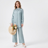Ensemble décontracté deux pièces pour femme : chemise à manches longues et col en V ajouré et pantalon long ample à jambes larges – Collection Printemps/Été