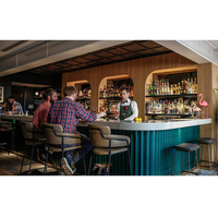 Comptoir de bar en forme longue pour café, restaurant ou fast-food – Mobilier d'angle design pour la maison