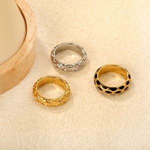 Bagues de mariage en acier inoxydable plaqué or 18 carats, style européen et américain, géométriques ouvertes, bijoux de mode pour femmes, vente en gros - Product Image 2