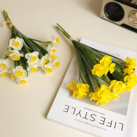 H-676 Buket Bunga Daffodil 3 Tangkai Populer, Dekorasi Meja Ruang Tamu, Bunga Segar Kecil, Buket Bunga Artificial, Bunga Narcissus
