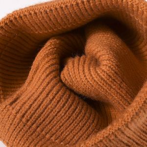 หมวกถักสามมิติหน้ายิ้มสำหรับผู้ชายหมวกขนสัตว์ขนาดเล็กปักลายหน้าเรียบง่าย - Product Image 4