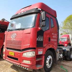 Camión Usado FAW J6M 350HP 6X2, Cabeza Tractora, Camión <span class=keywords><strong>de</strong></span> 10 Ruedas, Volante a la Izquierda, Euro 5, Motor Xichai, Camión Jiefang - Product Image 1