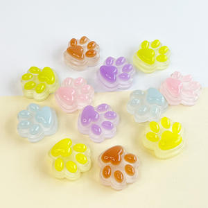 2025 gran oferta lindo luminoso DIY silicona multicolor forma de garra de gato 2,5 cm cuentas para funda de teléfono y accesorios para el cabello - Product Image 6