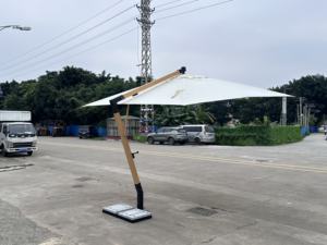 Vente chaude extérieur jardin piscine en porte-à-faux parapluie Parasols forte résistance au <span class=keywords><strong>vent</strong></span> cadre en aluminium forme carrée pour une utilisation à la plage - Product Image 2