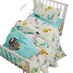 Cama de bebé de algodón 3 piezas ropa de cama set incluyendo edredón cubierta almohadilla cubierta de funda de almohada de dibujos animados impreso cama de bebé cuna