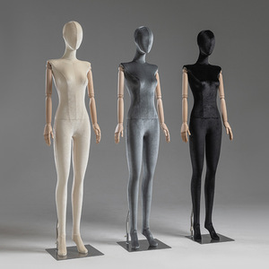 Maniquí de Yoga Femenino de Cuerpo Completo de Fibra de Vidrio Tapizado en Terciopelo de Lujo, en Pose de Pie, para Exhibición de Ropa y Pelucas en Boutiques de Alta Gama - Product Image 3