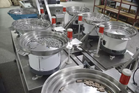 Machine de comptage et d'emballage entièrement automatique populaire pour la machine à emballer de clou de fil de sac en plastique de matériel de boulon de vis