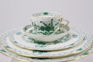 Service de table en porcelaine osseuse de luxe de style européen en gros, 5 pièces - Product Image 2