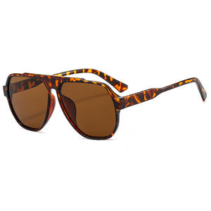Gafas de Sol de Aviador Clásicas de Alta Calidad, Ligeras, con Protección UV400, Montura Completa Vintage, de Diseñador, con Logotipo Personalizado, para Hombre y Mujer, en Naranja y Amarillo - Product Image 4