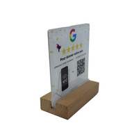 Support de revue Google NFC personnalisé 13.56Mhz Base en bois NFC NFC213 Support en bois acrylique pour le marketing des médias sociaux
