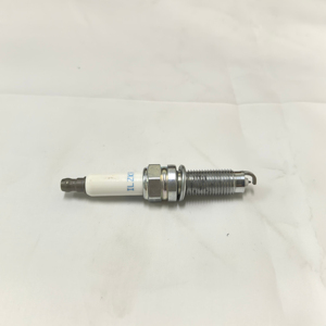 Bougie d'allumage ILZKR7A 1961 101905622 : Vente de liquidation, quantité limitée, premier arrivé, premier servi. - Product Image 3