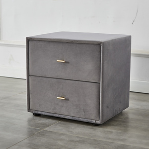 <span class=keywords><strong>Tables</strong></span> <span class=keywords><strong>de</strong></span> chevet velours gris tissu lit luxe Design moderne chambre <span class=keywords><strong>tables</strong></span> <span class=keywords><strong>de</strong></span> chevet avec 2 tiroirs meubles ensemble <span class=keywords><strong>de</strong></span> literie - Product Image 3