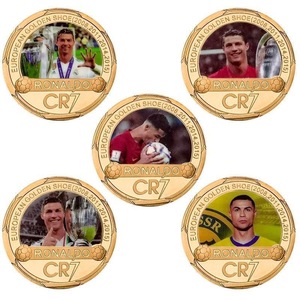 Moneta Numismatica Rotonda da 4 cm <span class=keywords><strong>Serie</strong></span> Sportiva (Calcio, Basket) in Smalto Oro e Argento, 800 Tipi, Confezione in Guscio <span class=keywords><strong>di</strong></span> Plastica, OEM Disponibile - Product Image 1